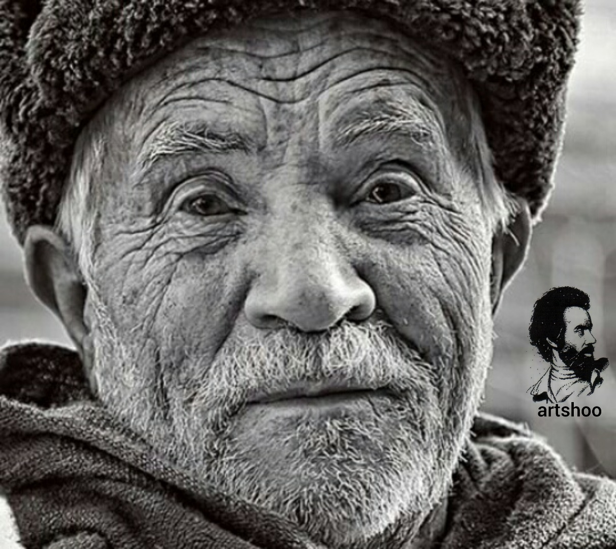 مدل پرتره سیاه قلم